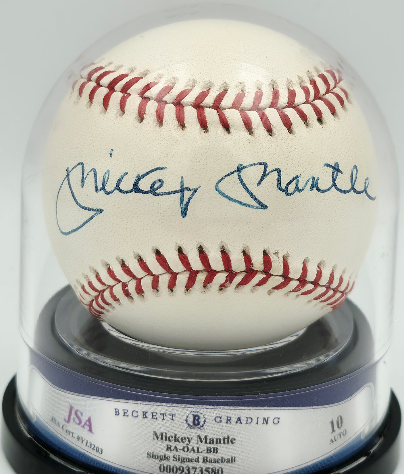 Mickey Mantle Autographed Official AL Baseball New York Yankees Auto Grade Gem Mint 10 Beckett BAS #9373580