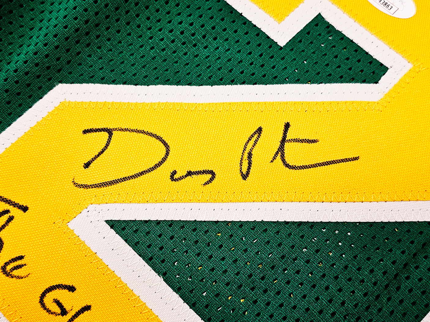 Seattle Supersonics Gary Payton Autographed Green Jersey "The Glove" JSA Stock #215766