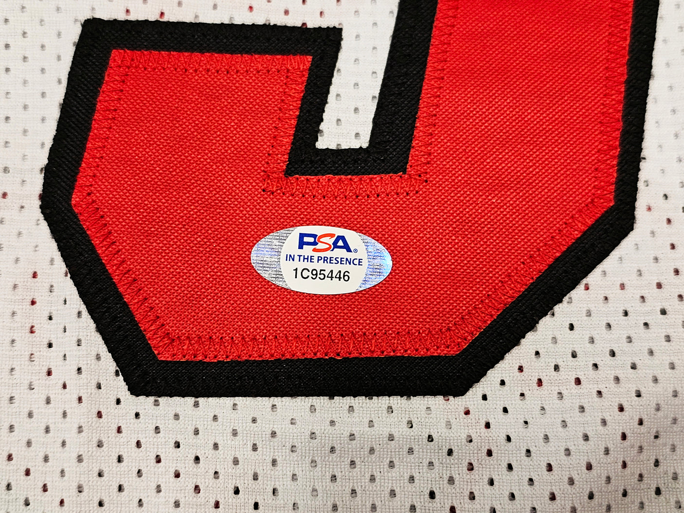 Miami Heat Shaquille Shaq O'Neal Autographed White Jersey PSA/DNA Stock #215721