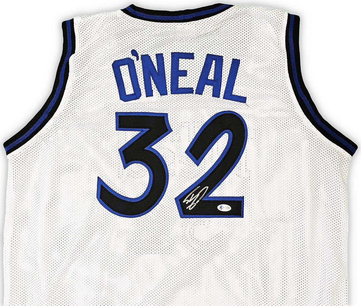 Orlando Magic Shaquille Shaq O'Neal Autographed White Jersey Beckett BAS Witness Stock #215717