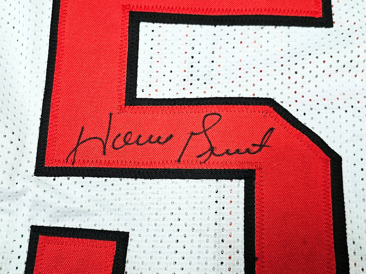 Chicago Bulls Horace Grant Autographed White Jersey "4x Champs" JSA Stock #215705