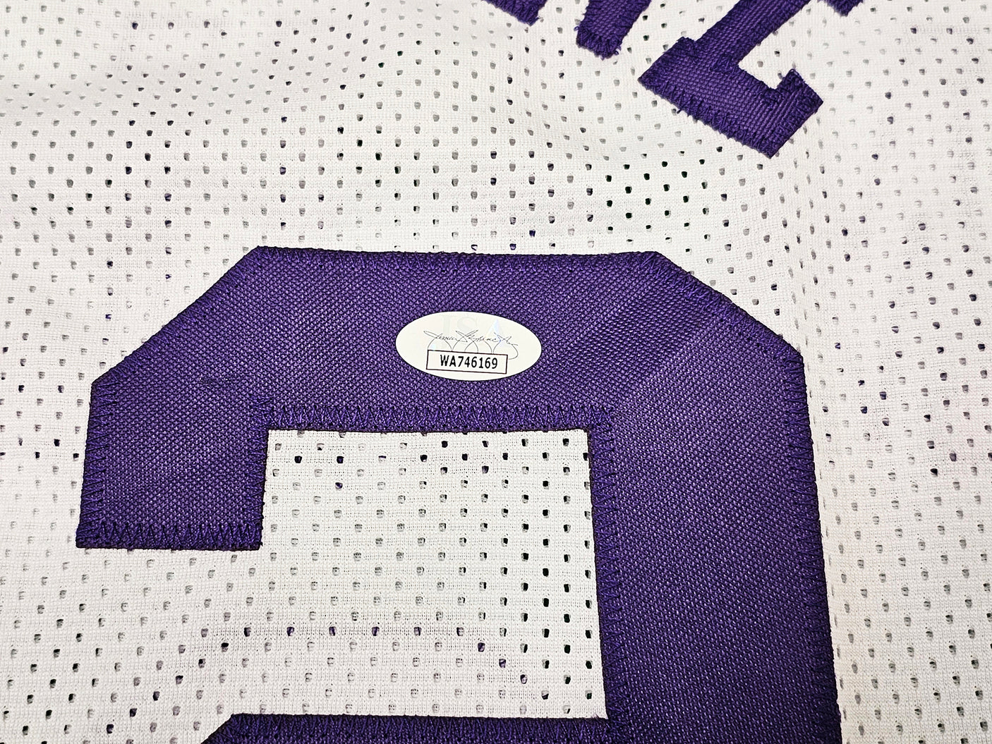 Utah Jazz Karl Malone Autographed White Jersey JSA Stock #215758