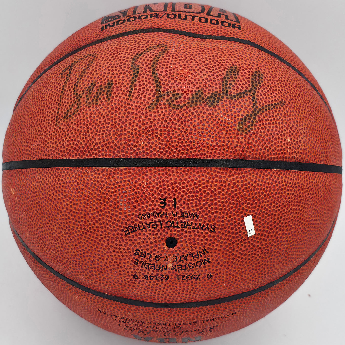 Bill Bradley Autographed Official NBA Leather Basketball New York Knicks (Flat) JSA #AV29194
