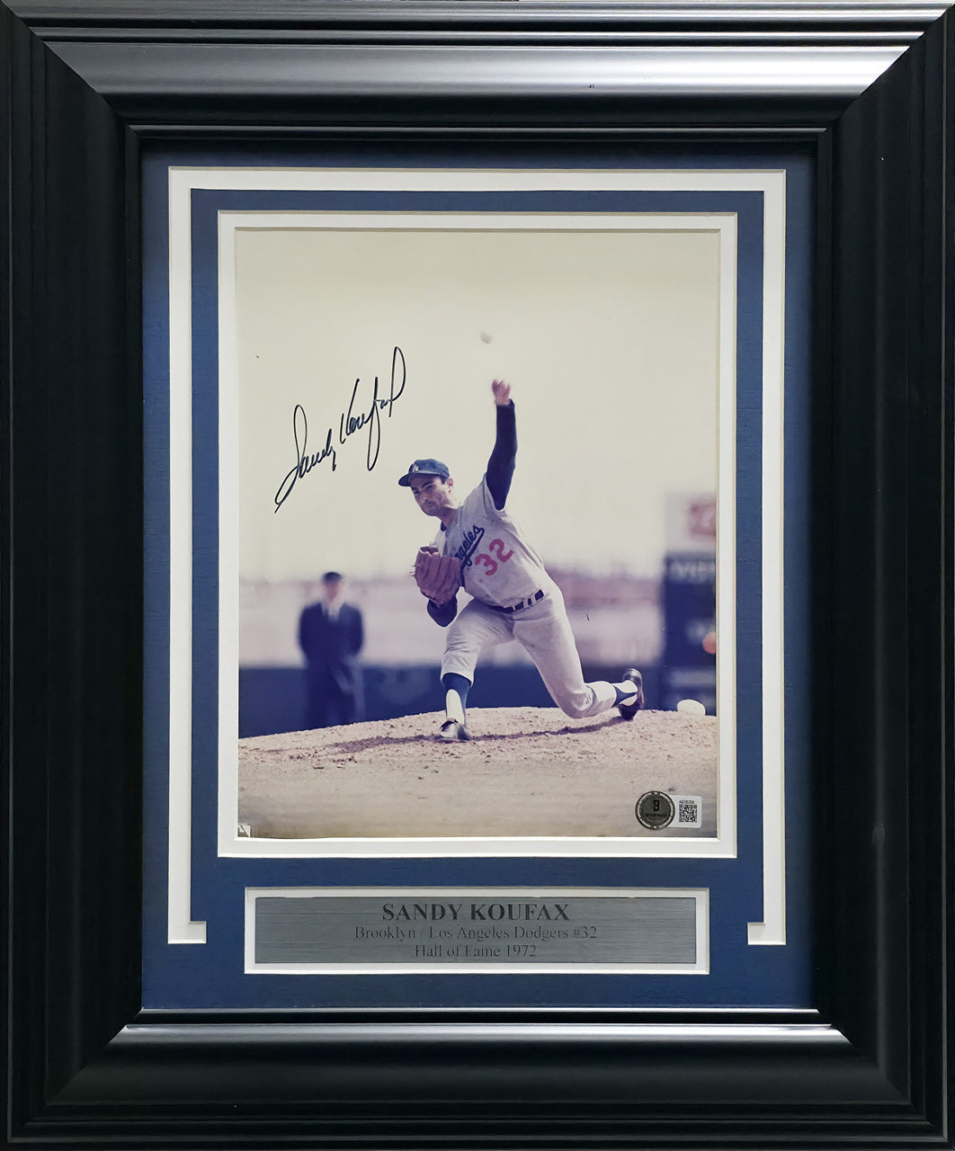 Sandy Koufax Autographed Framed 8x10 Photo Los Angeles Dodgers Beckett BAS #AE08256