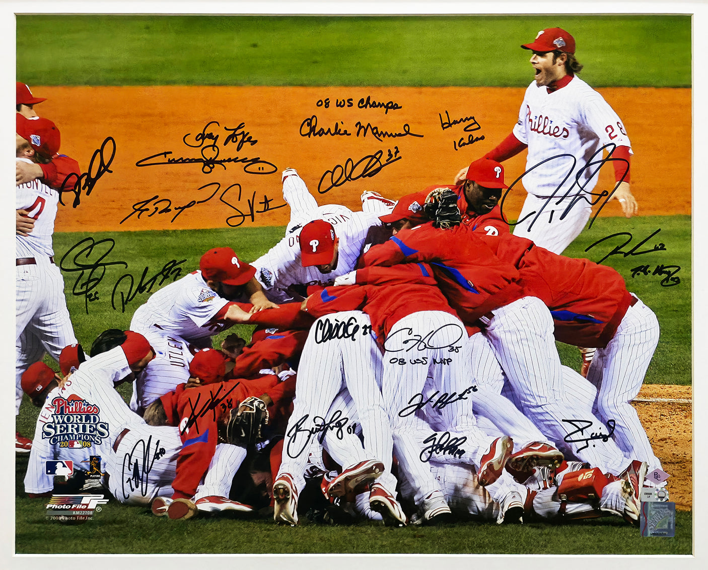 2008 World Series Champion Philadelphia Phillies Team Autographed Framed 16x20 Photo With 21 Signatures Including Cole Hamels MLB Holo #LH230006
