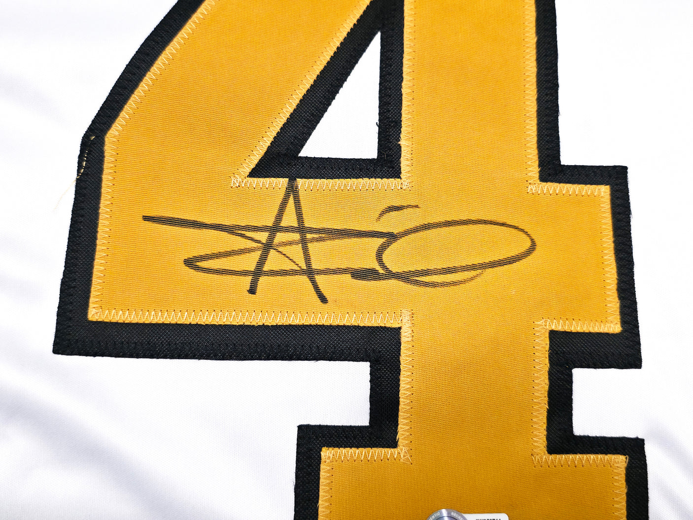 New Orleans Saints Alvin Kamara Autographed White Jersey Beckett BAS Witness Stock #243271