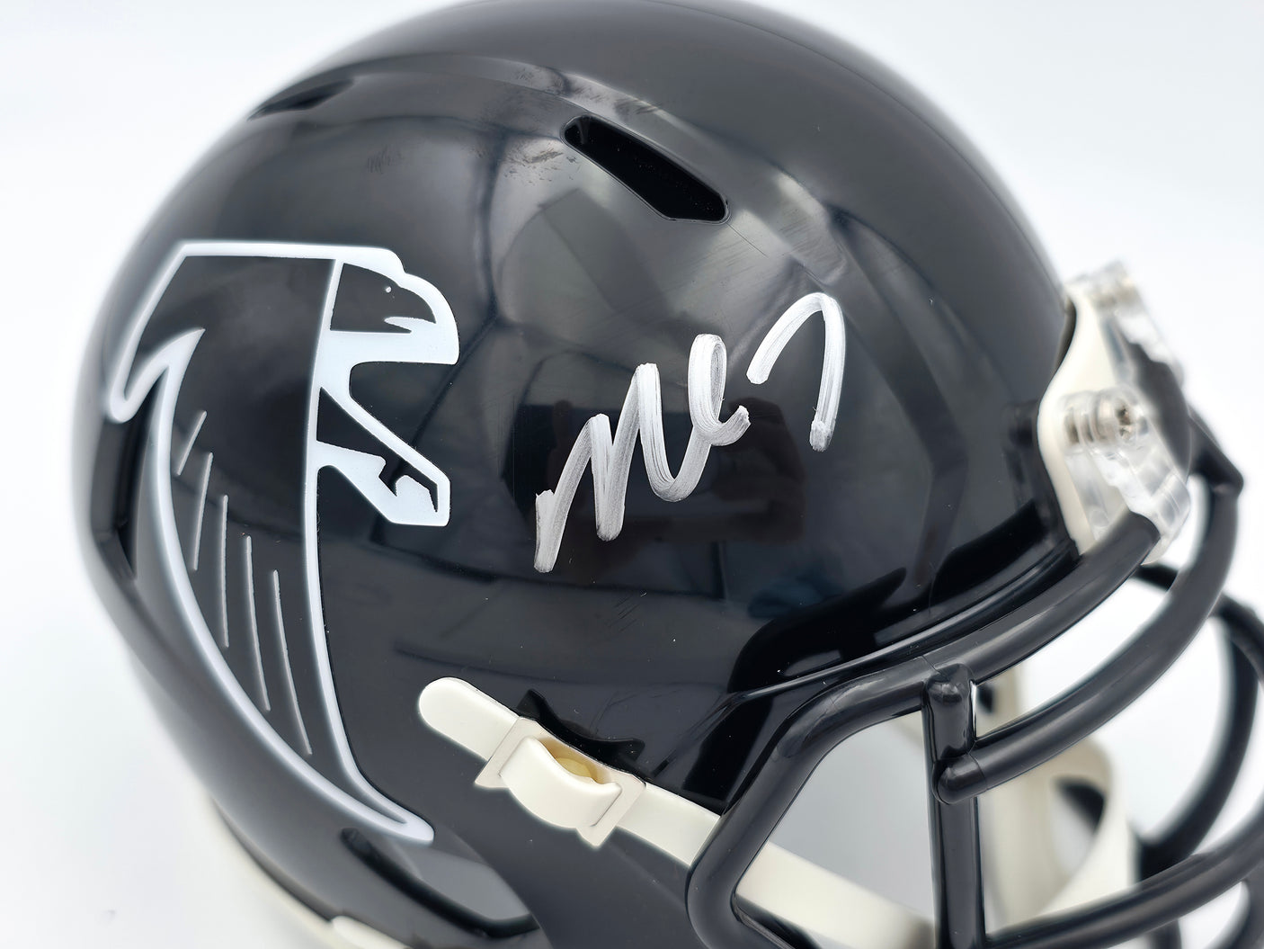 Michael Vick Autographed Atlanta Falcons 1990-02 Throwback Black Speed Mini Helmet Beckett BAS Witness Stock #243635