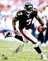 Michael Vick Autographed 16x20 Photo Atlanta Falcons Beckett BAS Witness Stock #243625