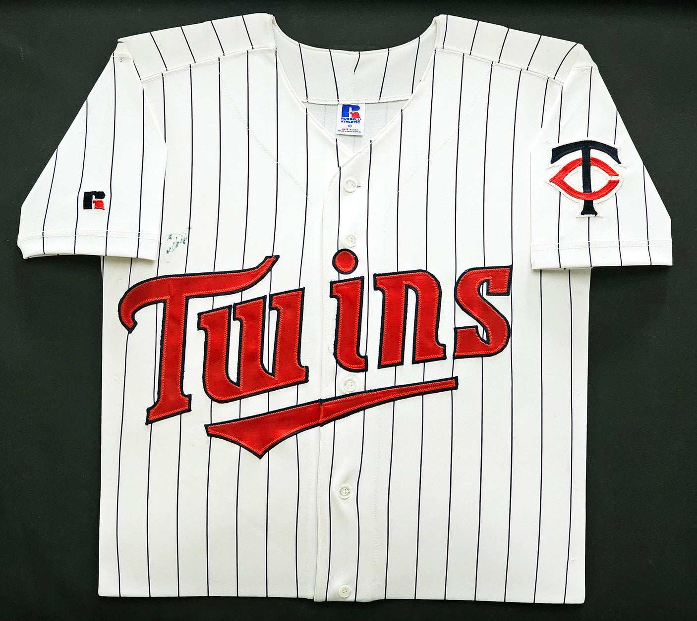 Minnesota Twins Kirby Puckett Autographed Framed White Rawlings Jersey (Light) Beckett BAS #AC74569