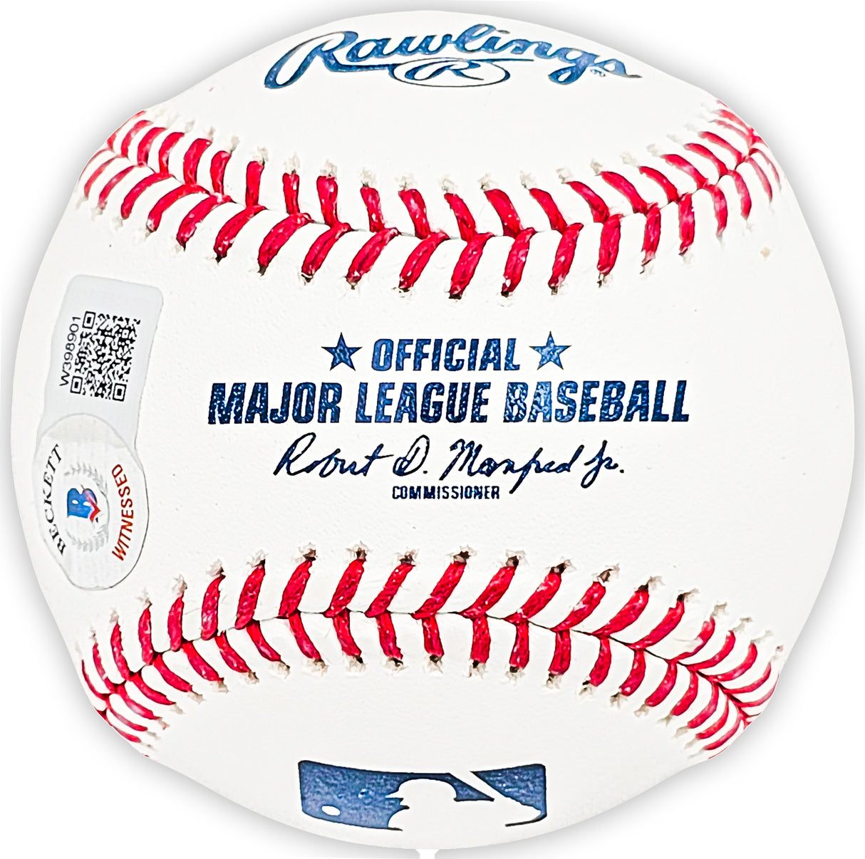 Salvador Perez Autographed Official MLB Baseball Kansas City Royals "WS MVP 15" Beckett BAS Witness Stock #216047