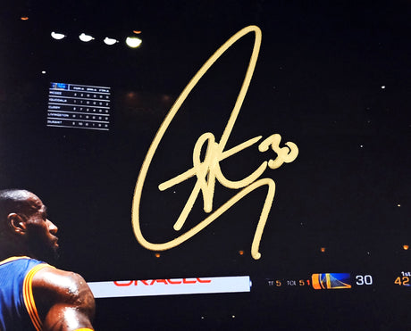 Stephen Curry Autographed 16x20 Photo Golden State Warriors Layup JSA Stock #216035