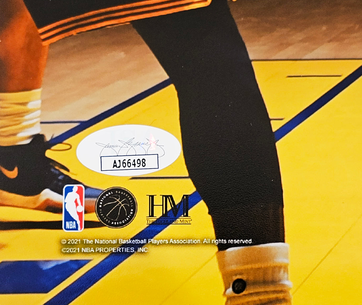 Stephen Curry Autographed 16x20 Photo Golden State Warriors Layup JSA Stock #216035