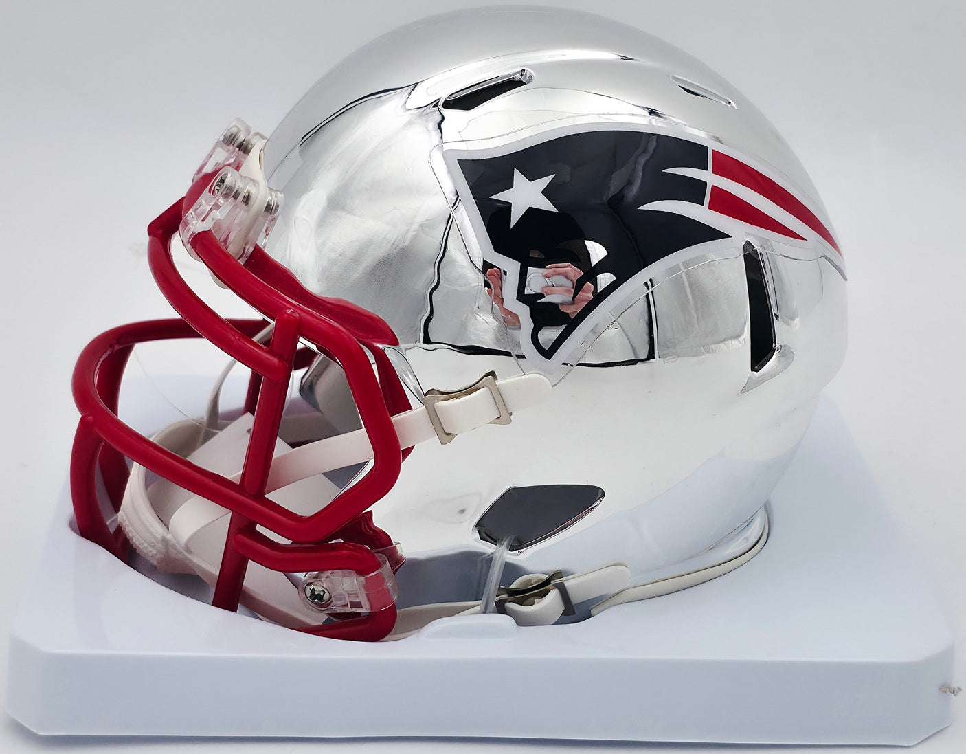 Unsigned New England Patriots Chrome Silver Speed Mini Helmet SKU #246164