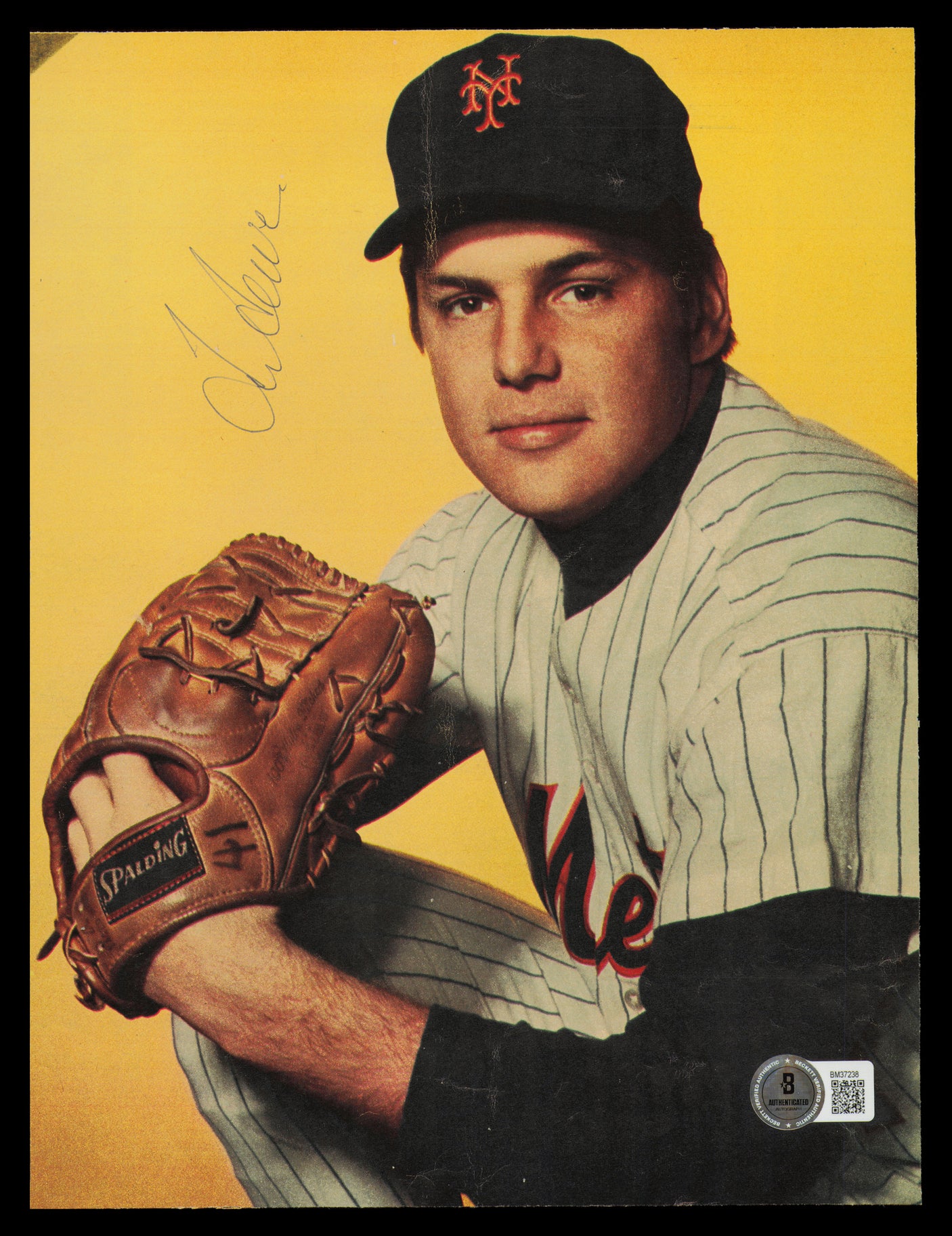 Tom Seaver Autographed 8x10 Magazine Page Photo New York Mets Beckett BAS QR #BM37238