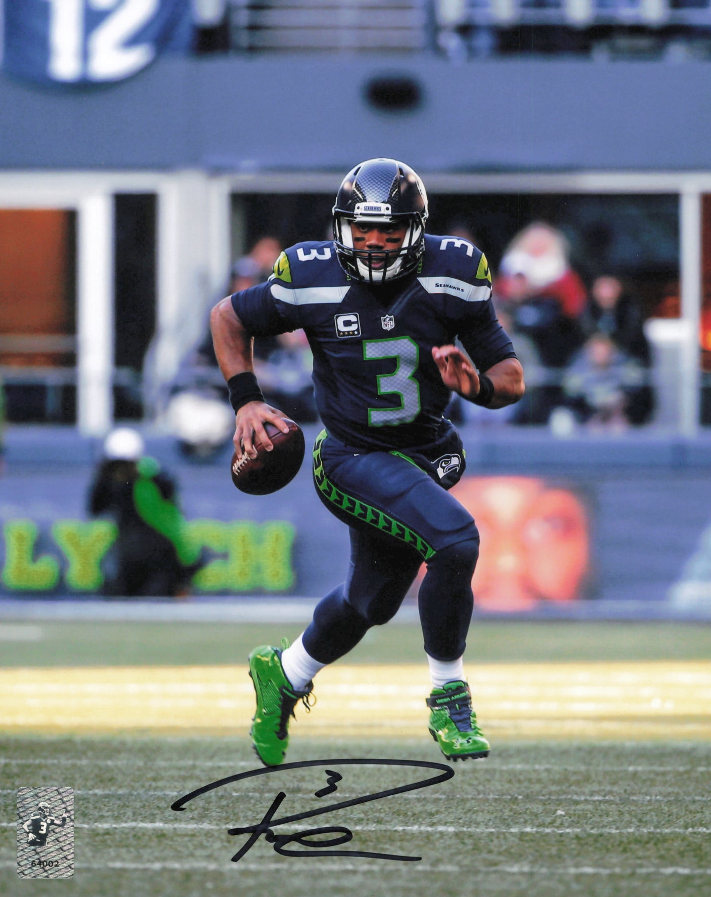 Russell Wilson Autographed 8x10 Photo Seattle Seahawks RW Holo #64002