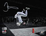 Tyreek Hill Autographed 8x10 Photo Miami Dolphins Backflip Selfie (Smudged) Beckett BAS Witness #1W106249