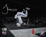 Tyreek Hill Autographed 8x10 Photo Miami Dolphins Backflip Selfie (Smudged) Beckett BAS Witness #1W106266