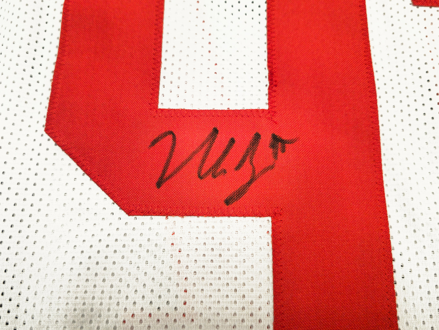 San Francisco 49ers Nick Bosa Autographed White Jersey Beckett BAS Witness Stock #230701