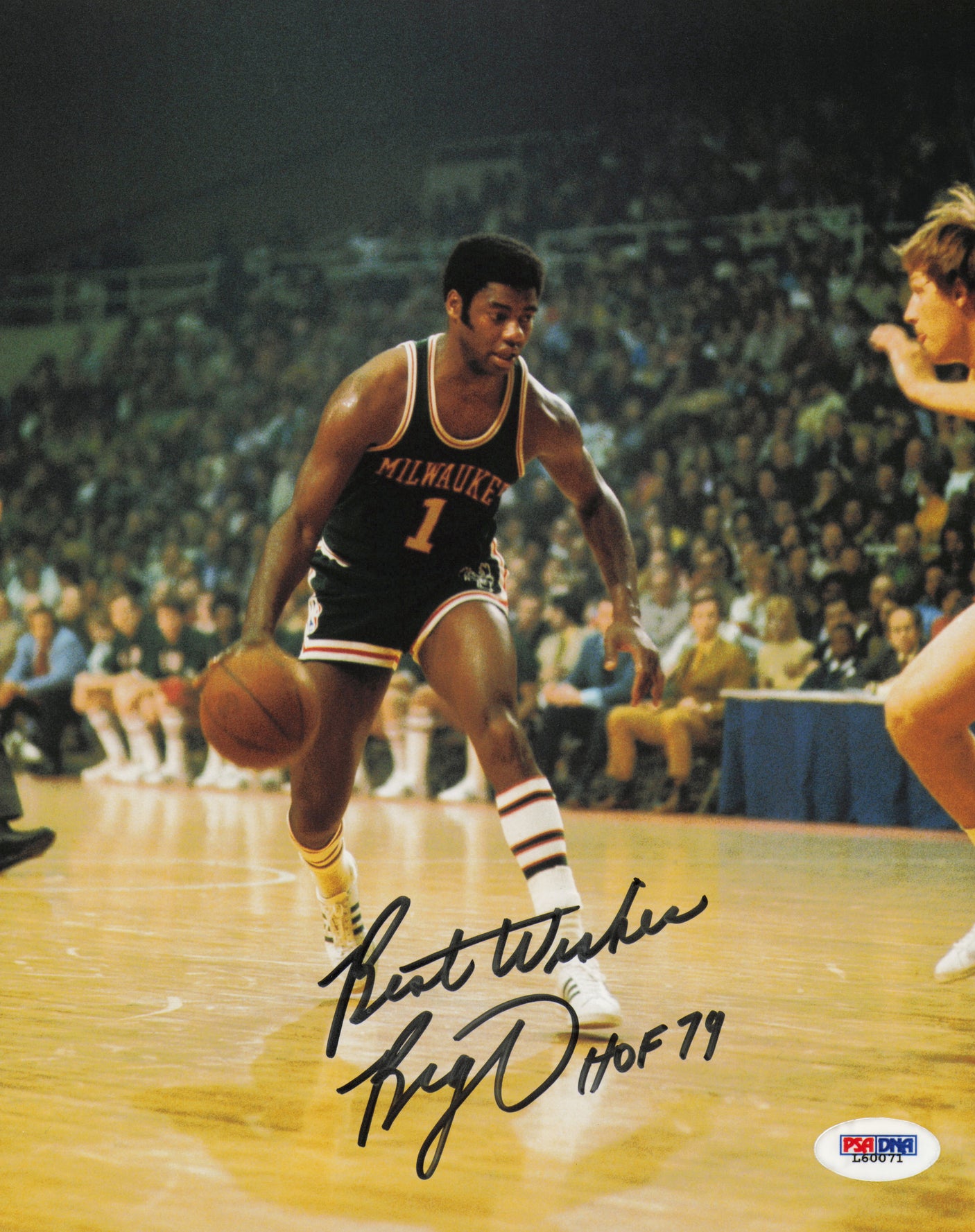 Oscar Robertson Autographed 8x10 Photo Milwaukee Bucks "Best Wishes HOF 79" PSA/DNA #L60071