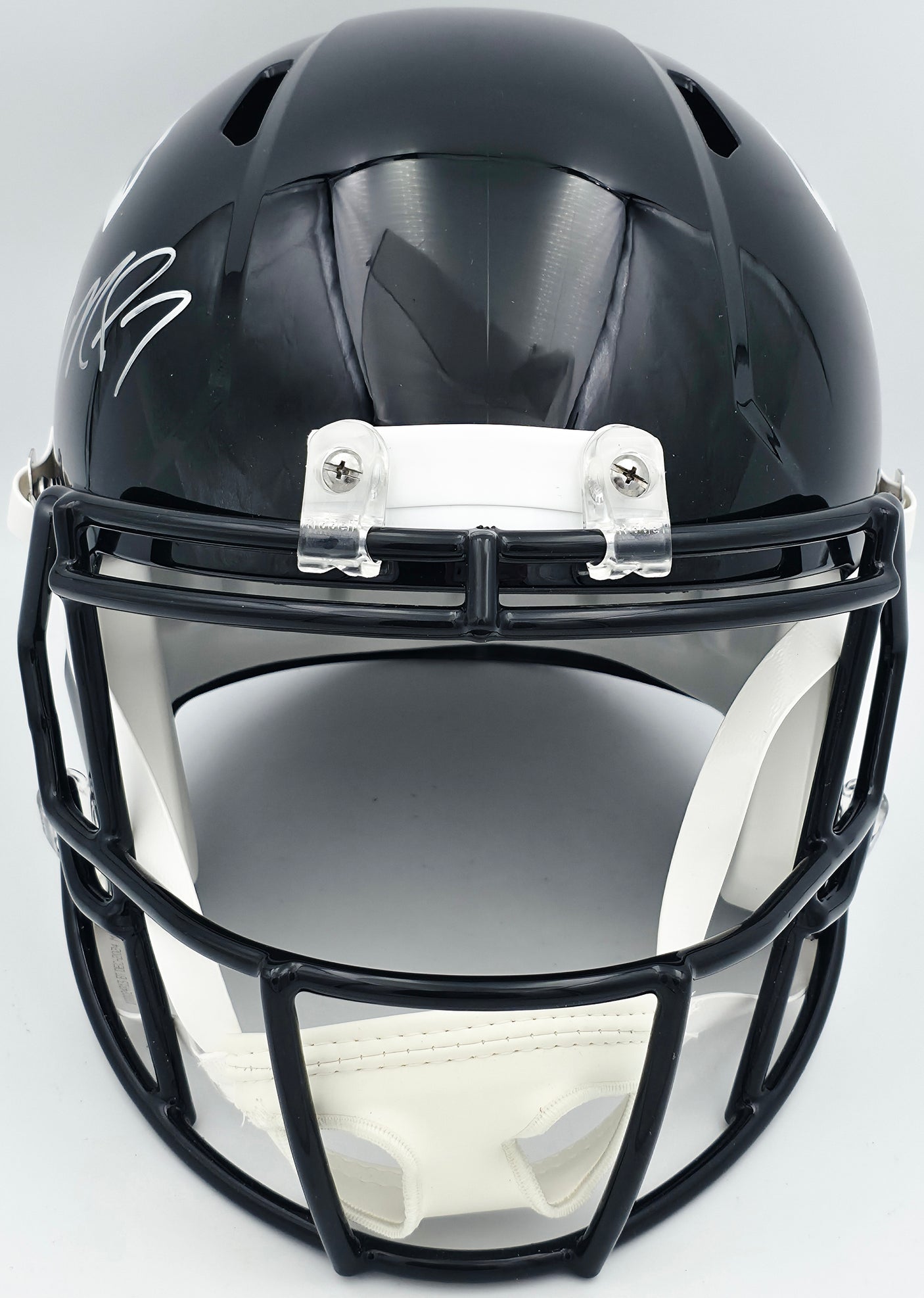Michael Vick Autographed Philadelphia Eagles 1990-2002 Alternate Black Full Size Replica Speed Helmet Beckett BAS Witness #2W94633