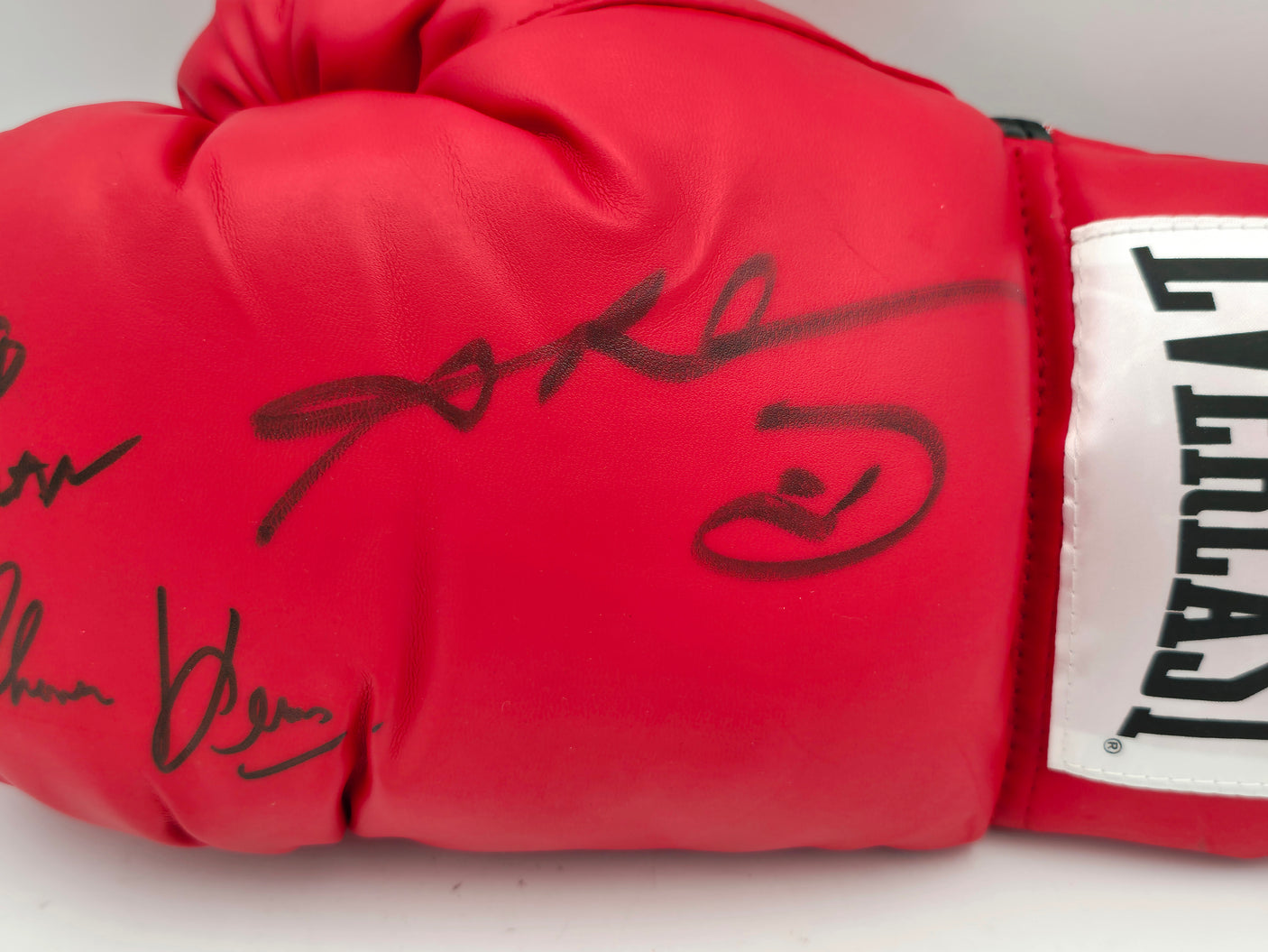 Boxing Greats Autographed Black Everlast Boxing Glove Signed By Sugar Ray Leonard, Thomas "Hitman" Hearns & Roberto Duran LH PSA/DNA #5A17049
