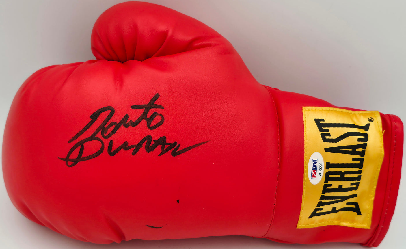 Roberto Duran Autographed Red Everlast Boxing Glove LH PSA/DNA #AC72090