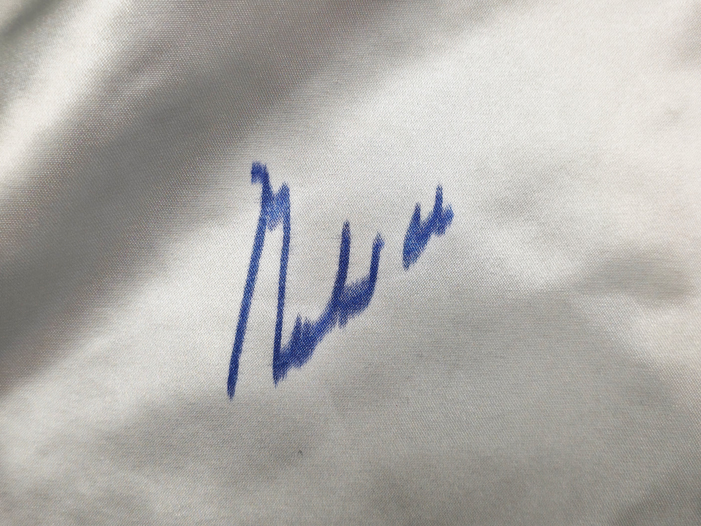 Muhammad Ali Autographed White & Black Everlast Boxing Trunks Ali Holo & PSA/DNA #3A40530
