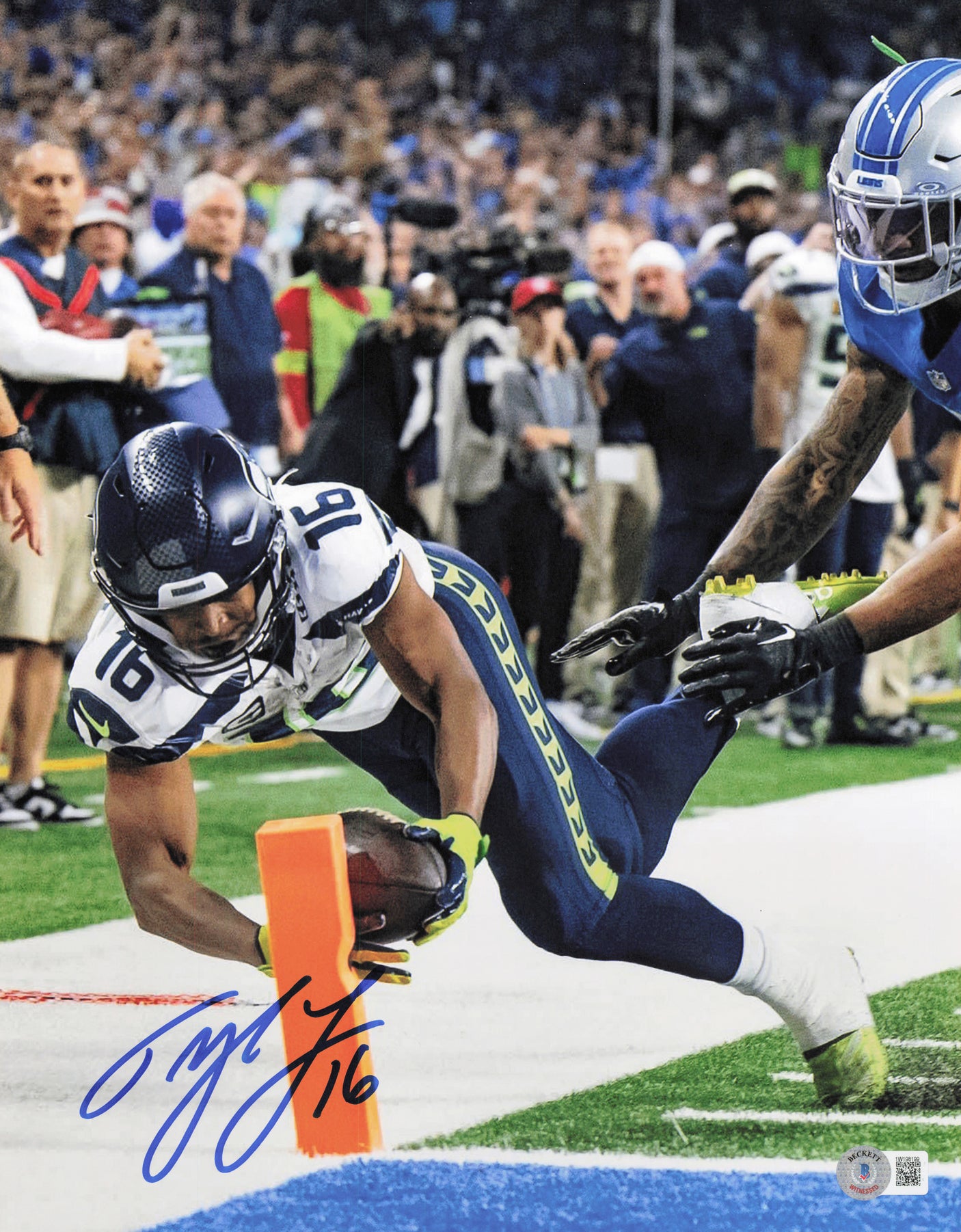 Tyler Lockett Autographed 11x14 Photo Seattle Seahawks Beckett BAS Witness #1W198199