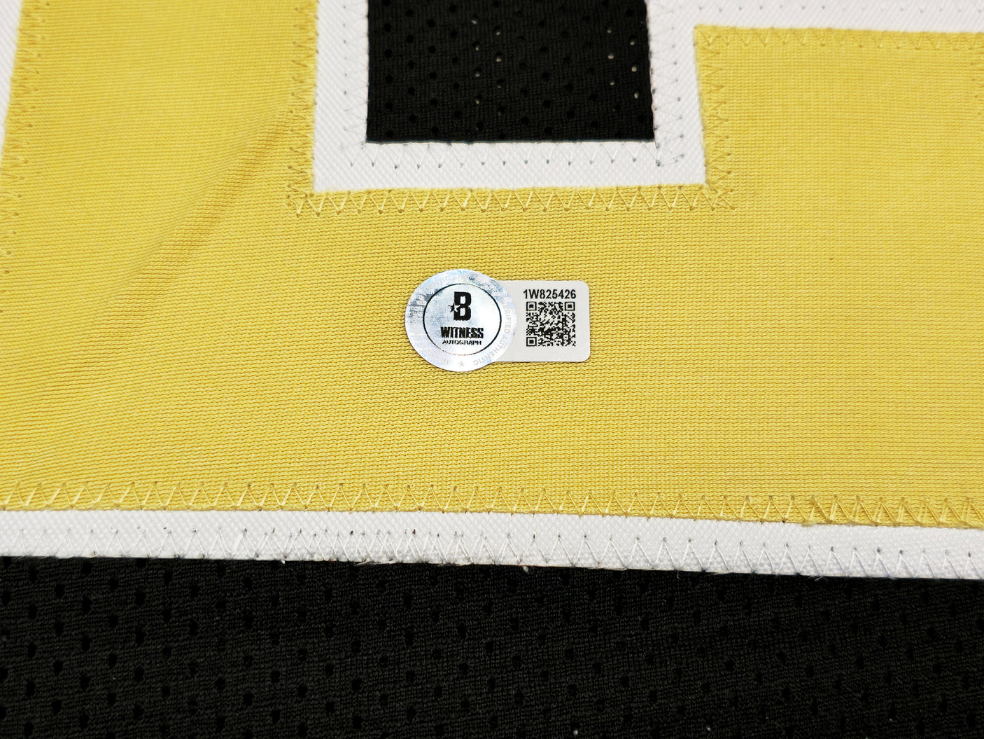 New Orleans Saints Chris Olave Autographed Black Jersey Beckett BAS Witness Stock #230166