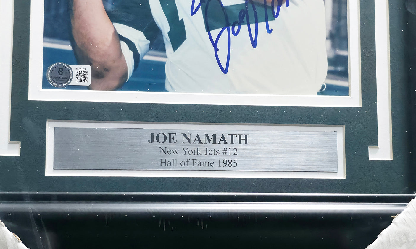 Joe Namath Autographed Framed 8x10 Photo New York Jets "Good Luck Pal!" Beckett BAS QR #AE31689