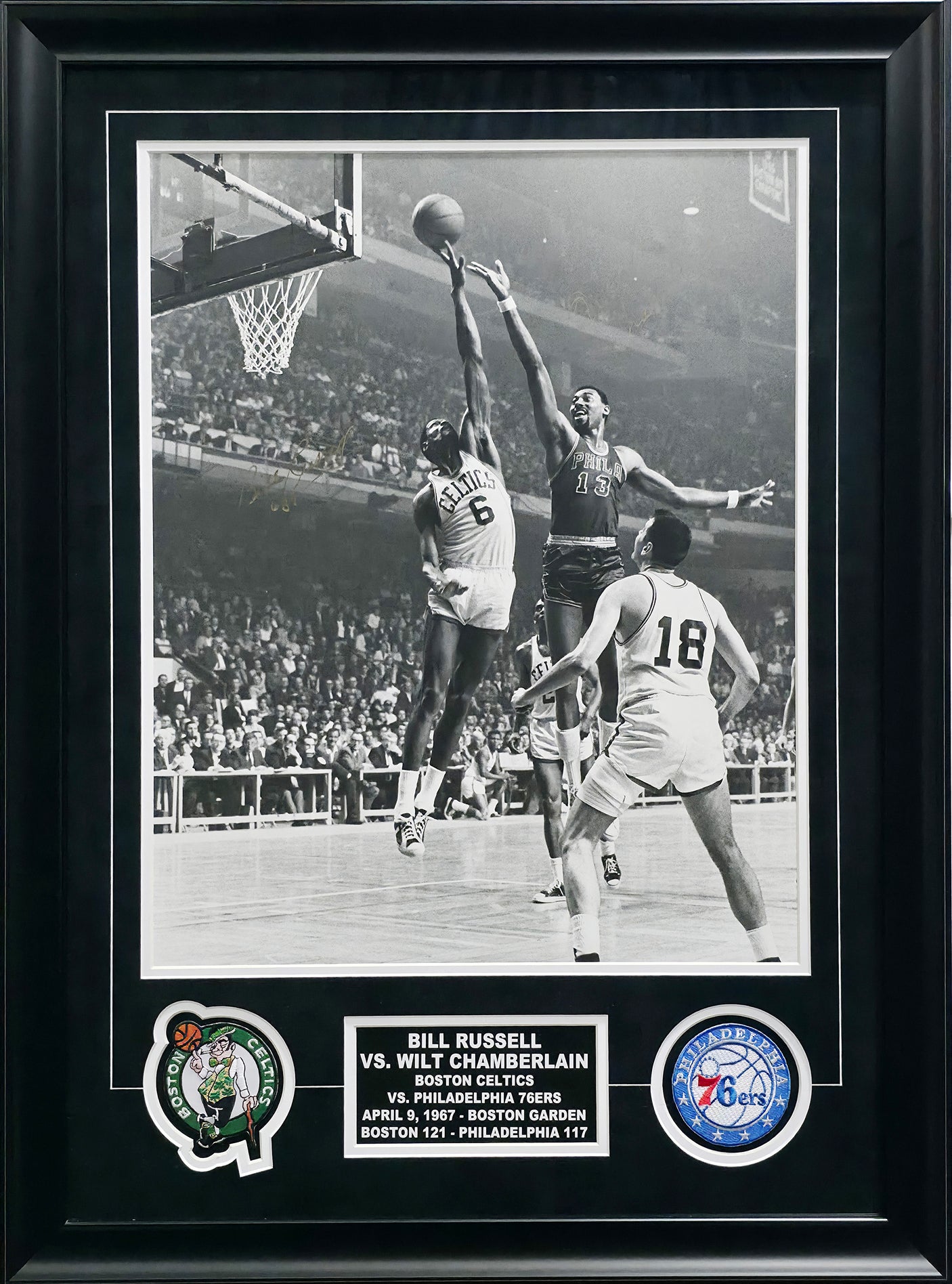 Wilt Chamberlain & Bill Russell Autographed Framed 16x20 Photo Beckett BAS #AE19930