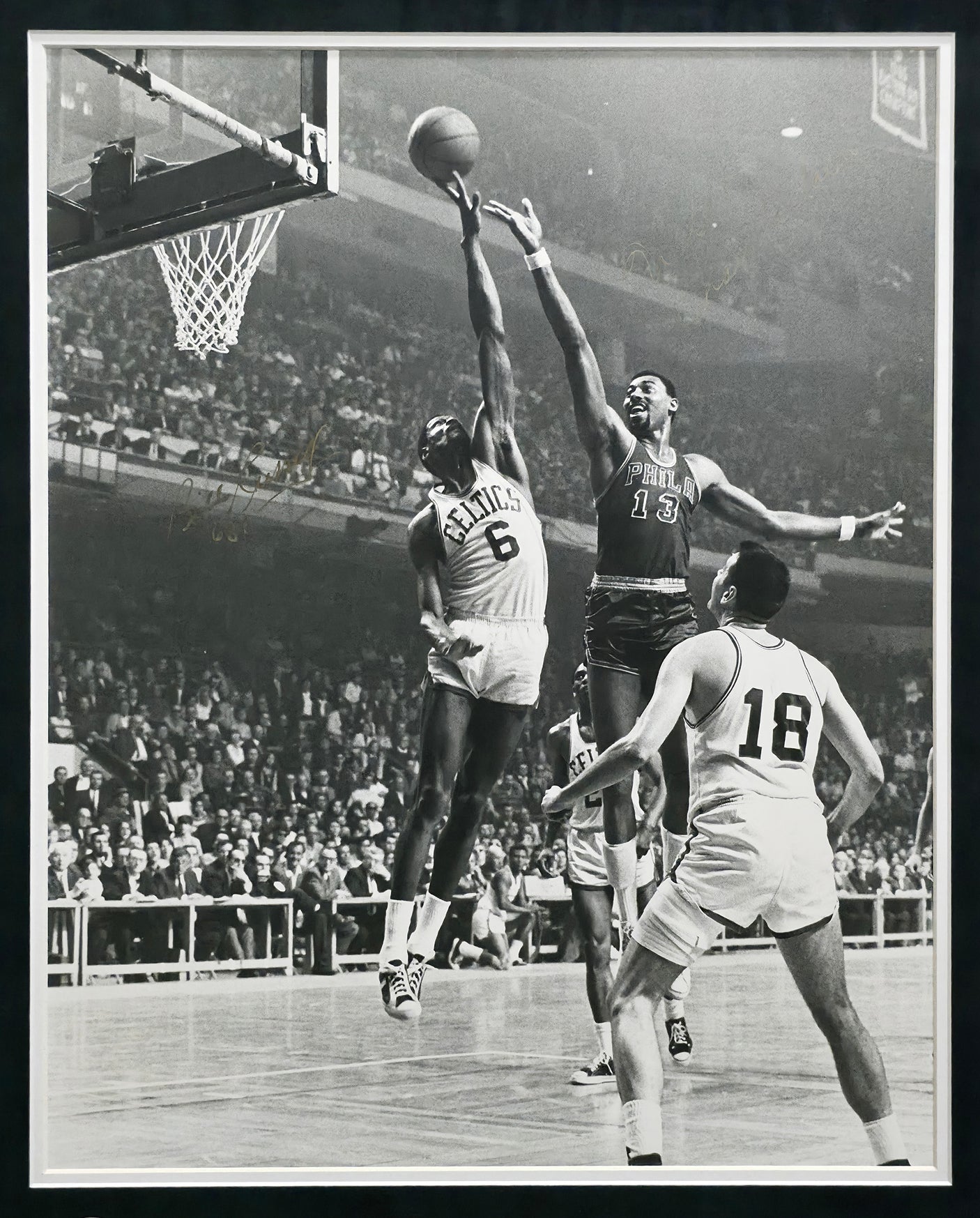 Wilt Chamberlain & Bill Russell Autographed Framed 16x20 Photo Beckett BAS #AE19930