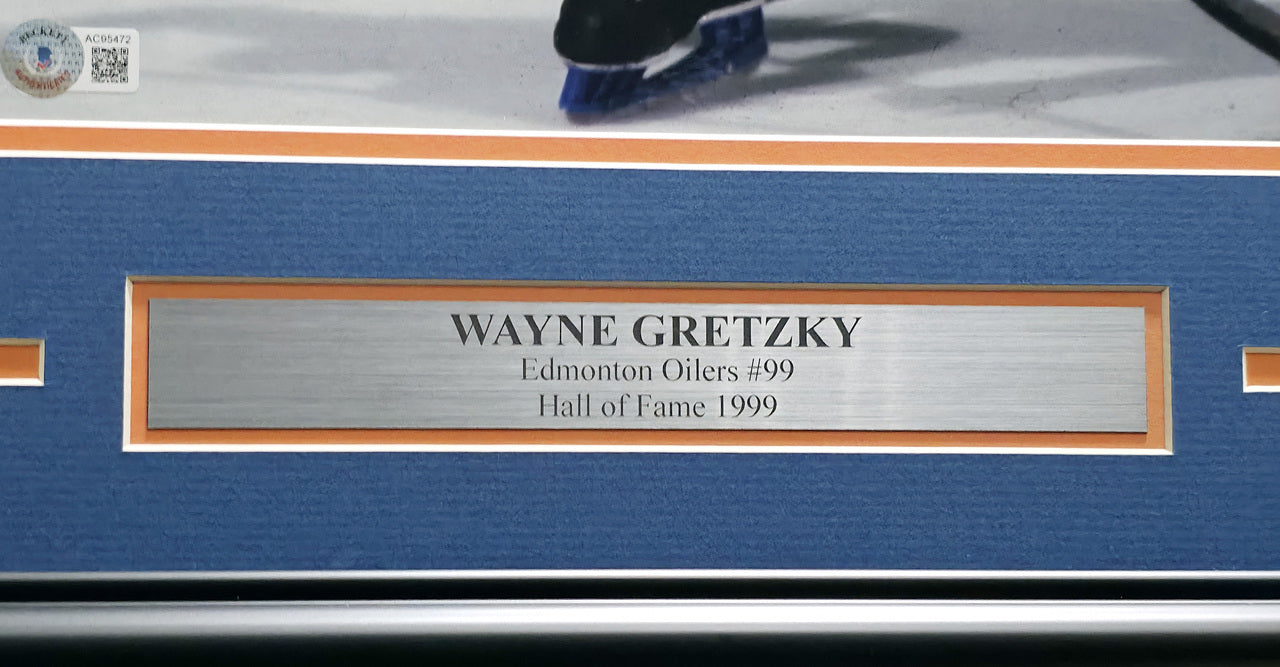 Wayne Gretzky Autographed Framed 11x14 Photo Edmonton Oilers Beckett BAS #AC95472