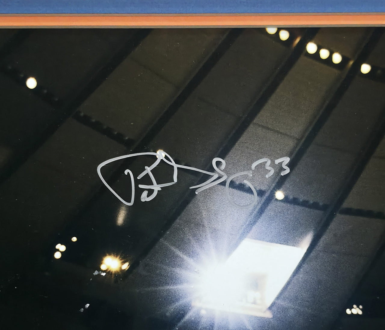 Patrick Ewing Autographed Framed 16x20 Photo New York Knicks (Damaged Frame) Beckett BAS QR #W436904