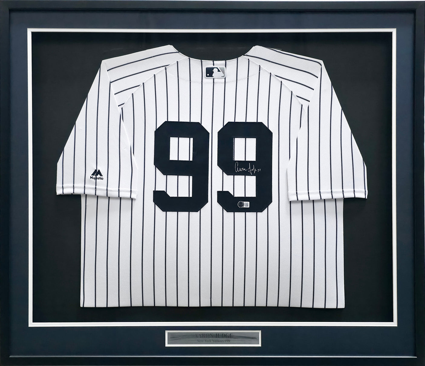 New York Yankees Aaron Judge Autographed Framed White Nike Jersey (Damaged Nameplate) Beckett BAS #AE31368