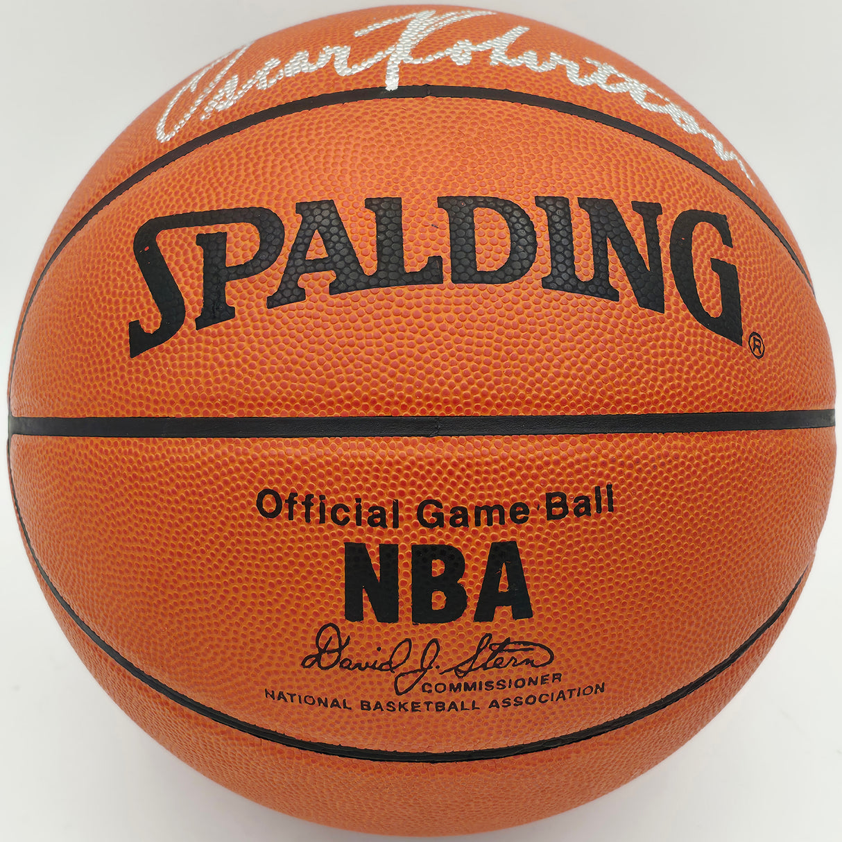 Oscar Robertson Autographed Spalding NBA Leather Game Basketball Milwaukee Bucks Beckett BAS QR #BS30429