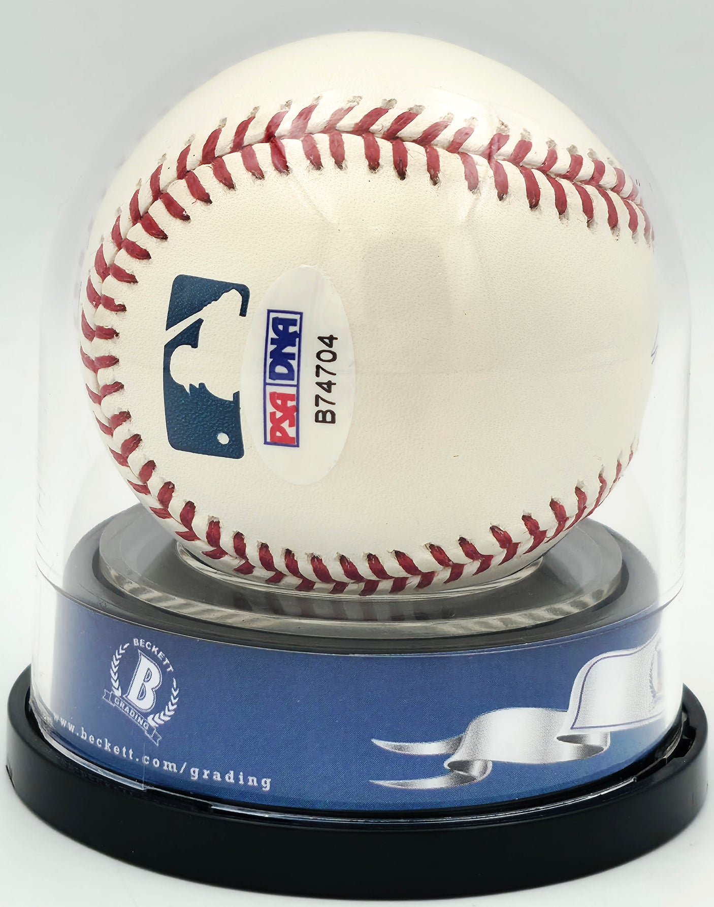 Willie Mays Autographed Official MLB Baseball San Francisco Giants Auto Grade Gem Mint 10 WM Holo, PSA/DNA & Beckett BAS #18284642