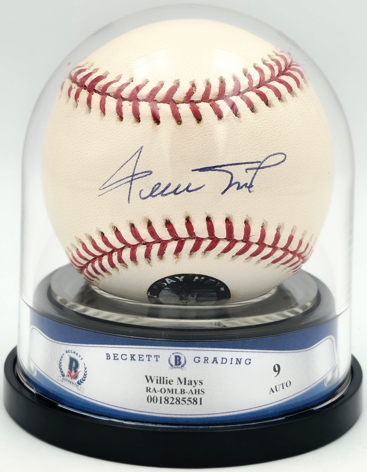 Willie Mays Autographed Official MLB Baseball San Francisco Giants Auto Grade Mint 9 PSA/DNA & Beckett BAS #18285581