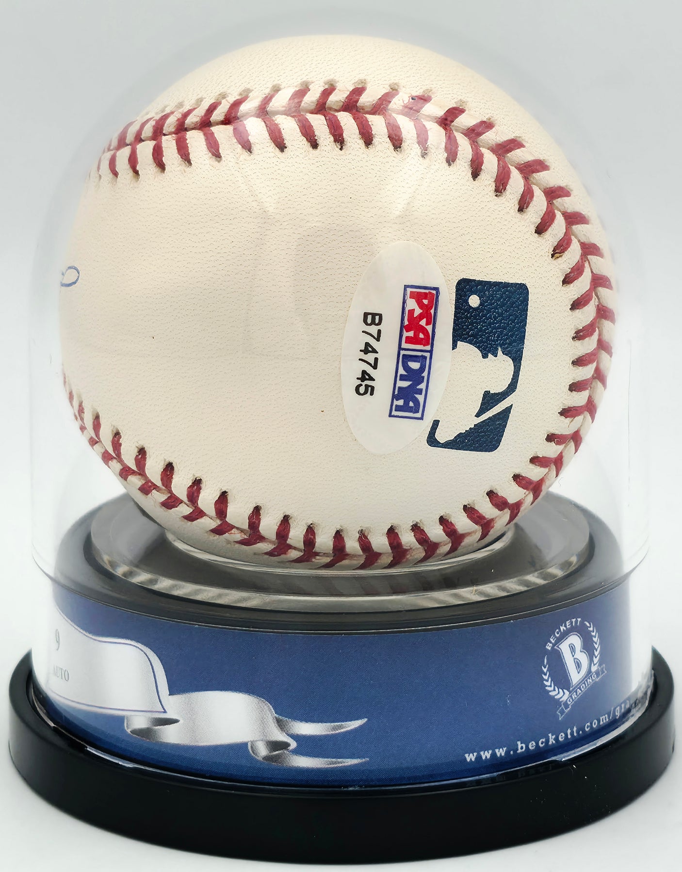 Willie Mays Autographed Official MLB Baseball San Francisco Giants Auto Grade Mint 9 PSA/DNA & Beckett BAS #18285581