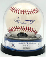 Willie Mays Autographed Official MLB Baseball San Francisco Giants Auto Grade Mint 9 WM Holo, PSA/DNA & Beckett BAS #18285595