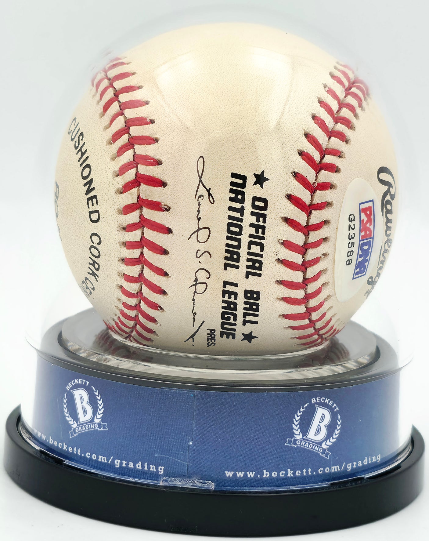 Willie Mays Autographed Official NL Baseball San Francisco Giants Auto Grade Mint 9 PSA/DNA & Beckett BAS #18285571