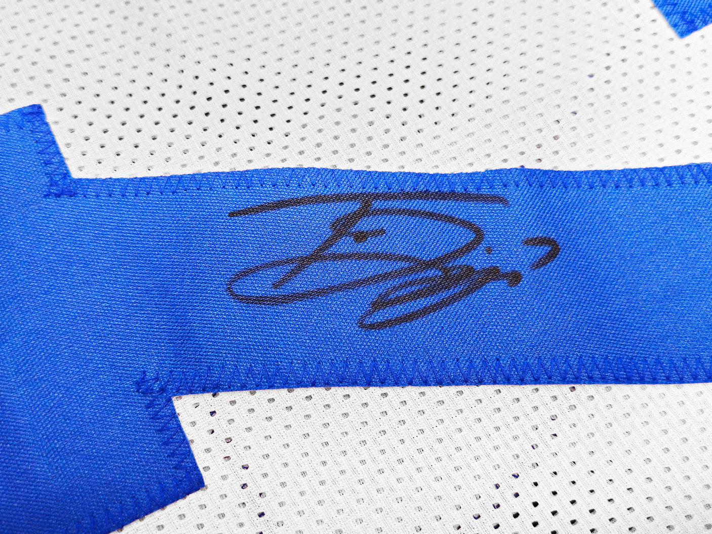 Dallas Cowboys Trevon Diggs Autographed White Jersey Beckett BAS QR Stock #233690