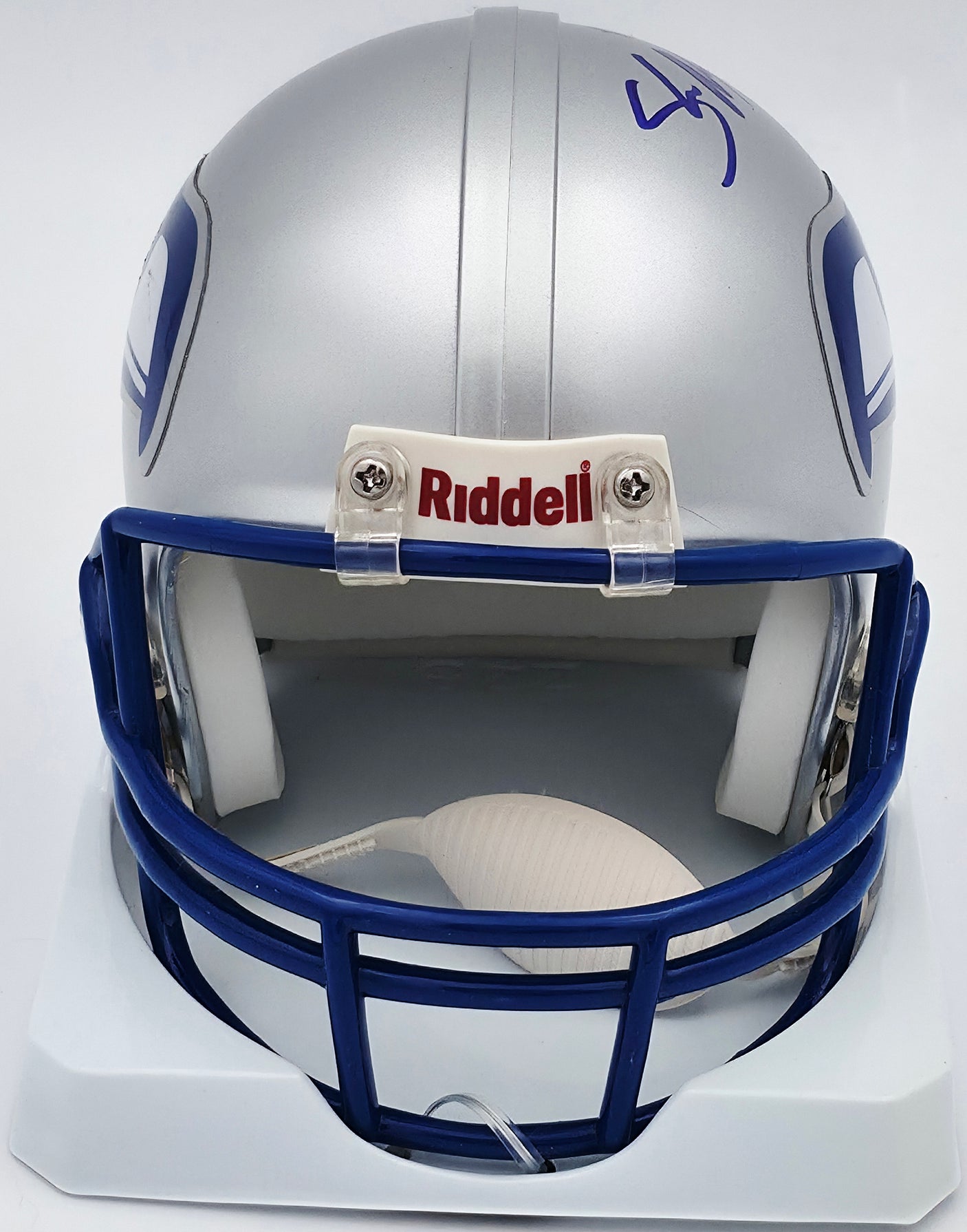 Shaun Alexander Autographed Seattle Seahawks Throwback Silver Mini Helmet "Go Hawks" Beckett BAS QR #BS30445