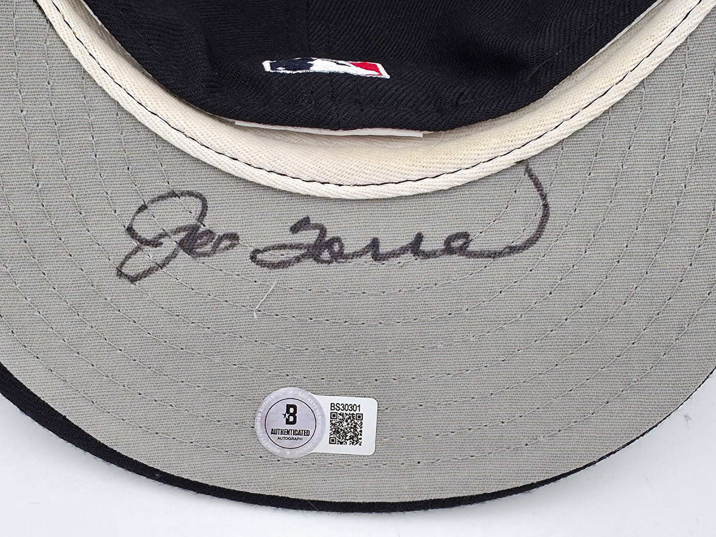 Joe Torre Autographed Navy Blue New Era 7 3/8 Hat New York Yankees Beckett BAS QR #BS30301