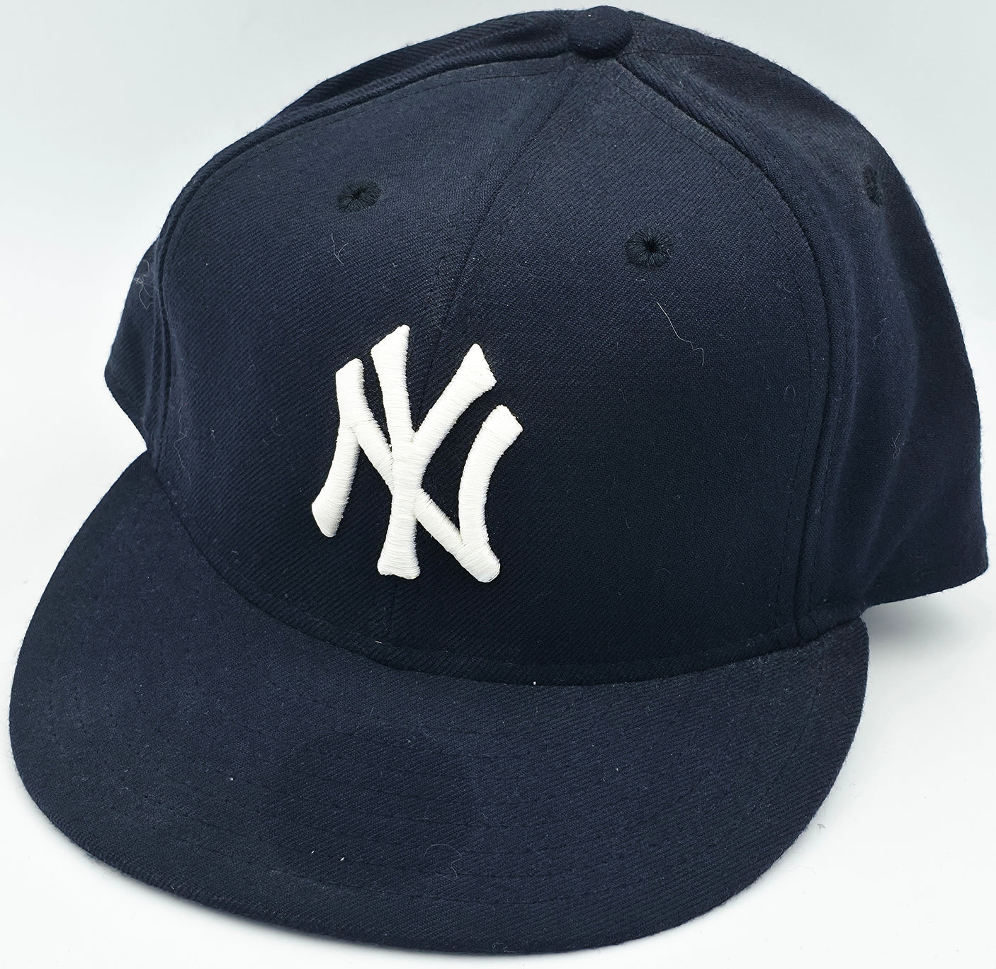 Joe Torre Autographed Navy Blue New Era 7 3/8 Hat New York Yankees Beckett BAS QR #BS30301