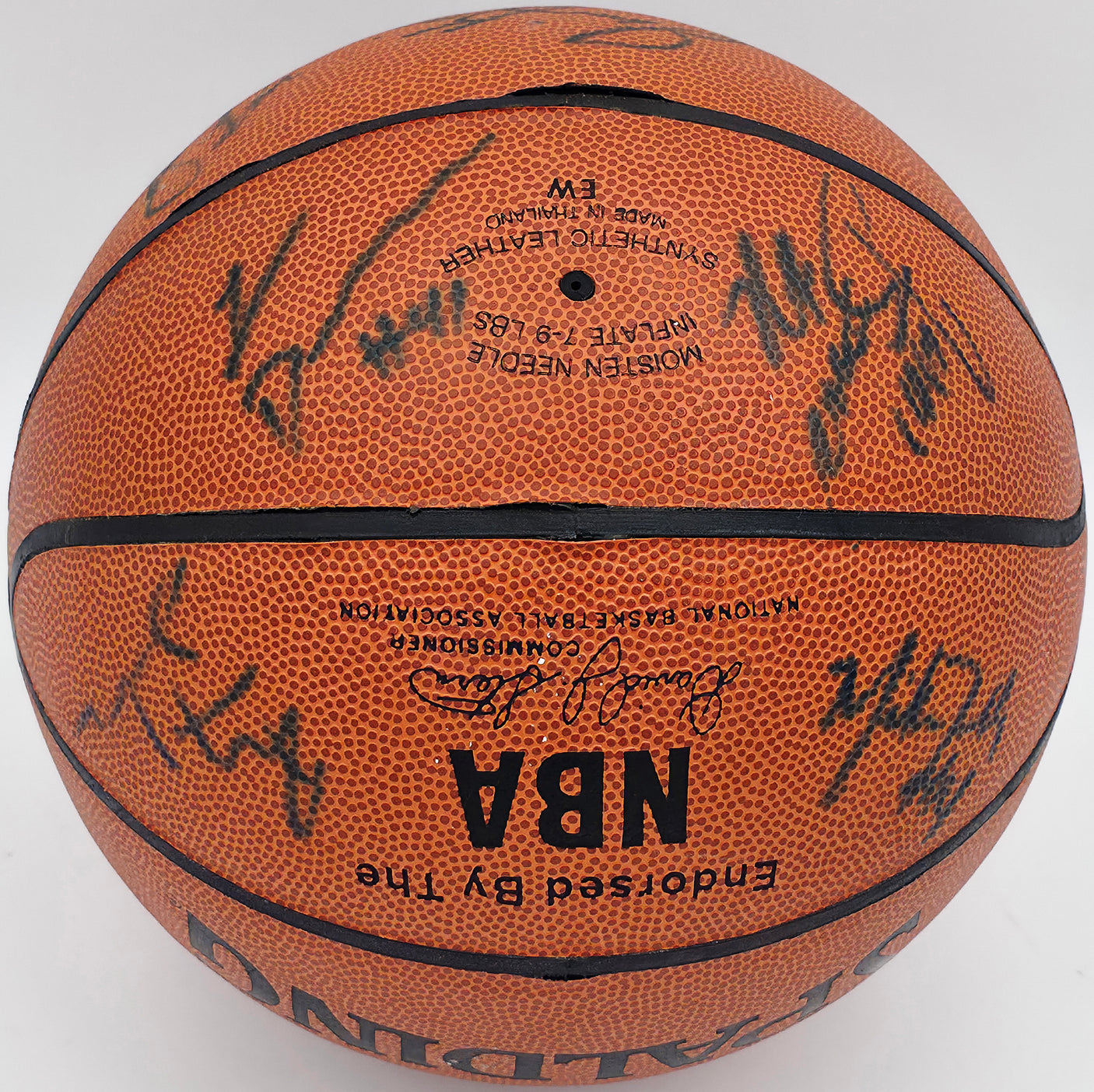 1992-93 Michigan Wolverines Team Autographed Spalding Leather Basketball With 11 Signatures Including Jalen Rose Beckett BAS #AE16699