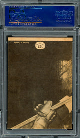 Gordie Howe Autographed 1966-67 Topps Card #121 Detroit Red Wings PSA/DNA #83300616