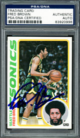 Downtown Fred Brown Autographed 1978-79 Topps Card #59 Seattle Supersonics PSA/DNA #83920998