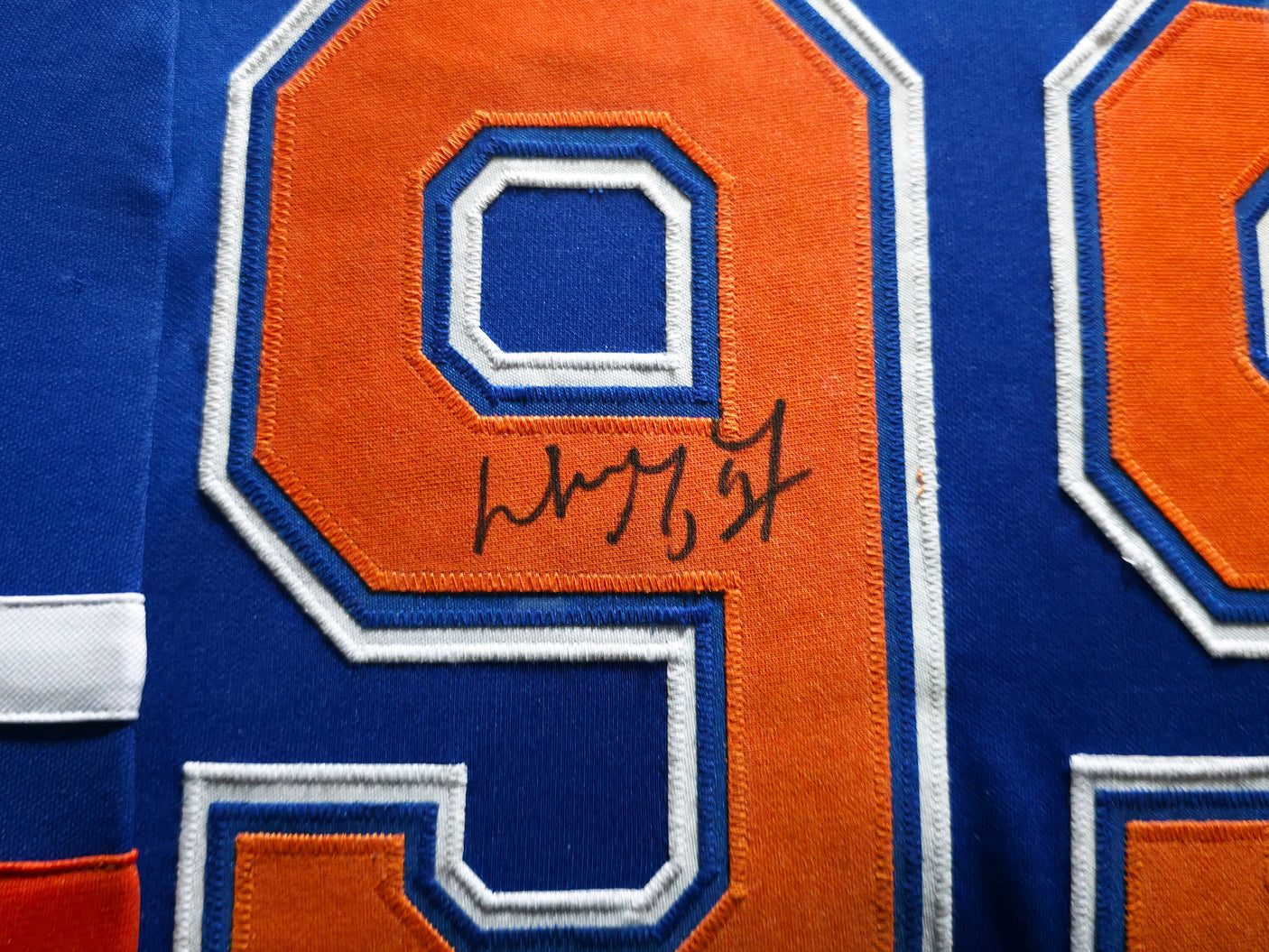 Edmonton Oilers Wayne Gretzky Autographed Framed Blue & Orange Jersey Beckett BAS #AE31366