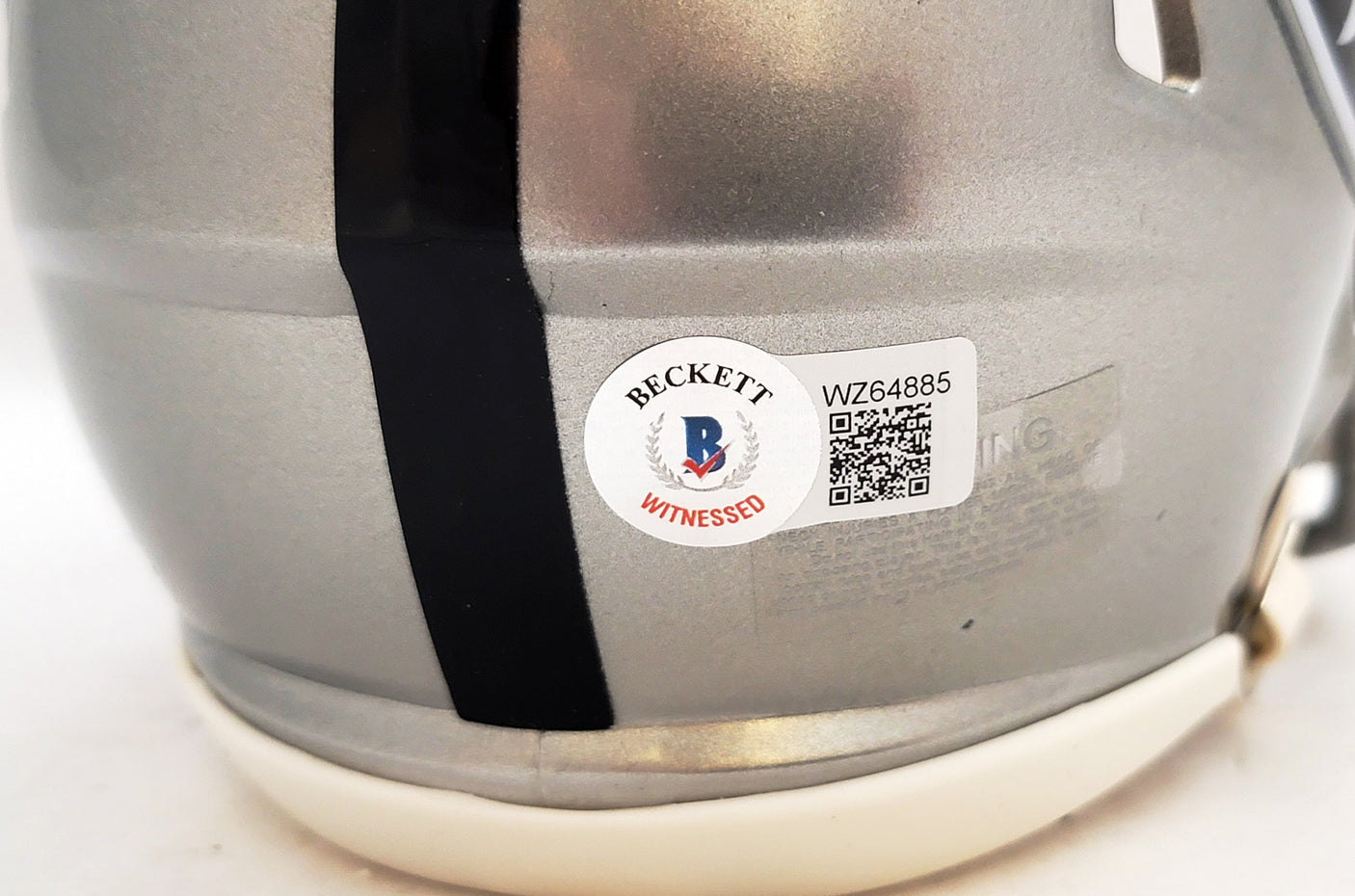 Fred Biletnikoff Autographed Oakland Raiders Flash Gray Speed Mini Helmet Beckett BAS Witness Stock #208233